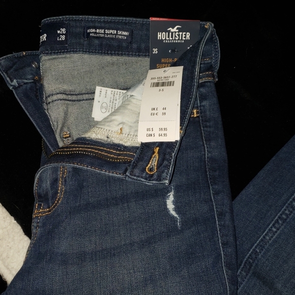 HOLLISTER NWT cal 3s high rise - Picture 4 of 8